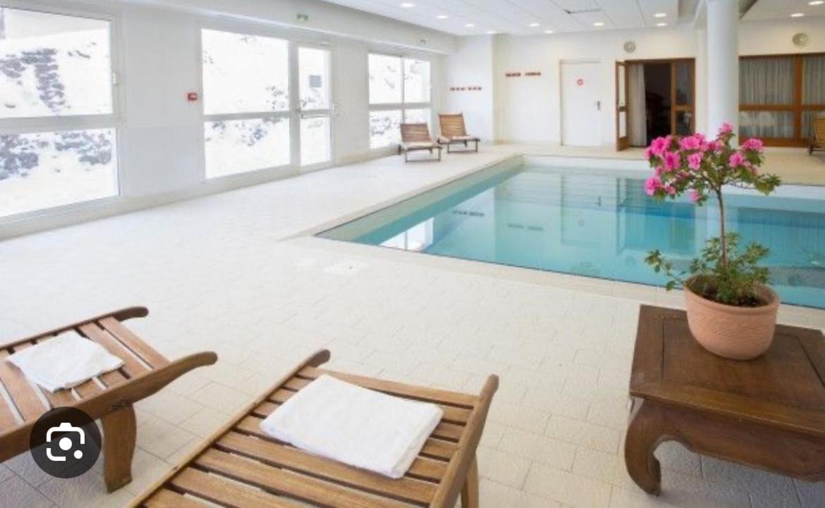 Appartement 4 Personnes Avec Piscine Interieure ปี-แซ็ง-วาซ็อง ภายนอก รูปภาพ