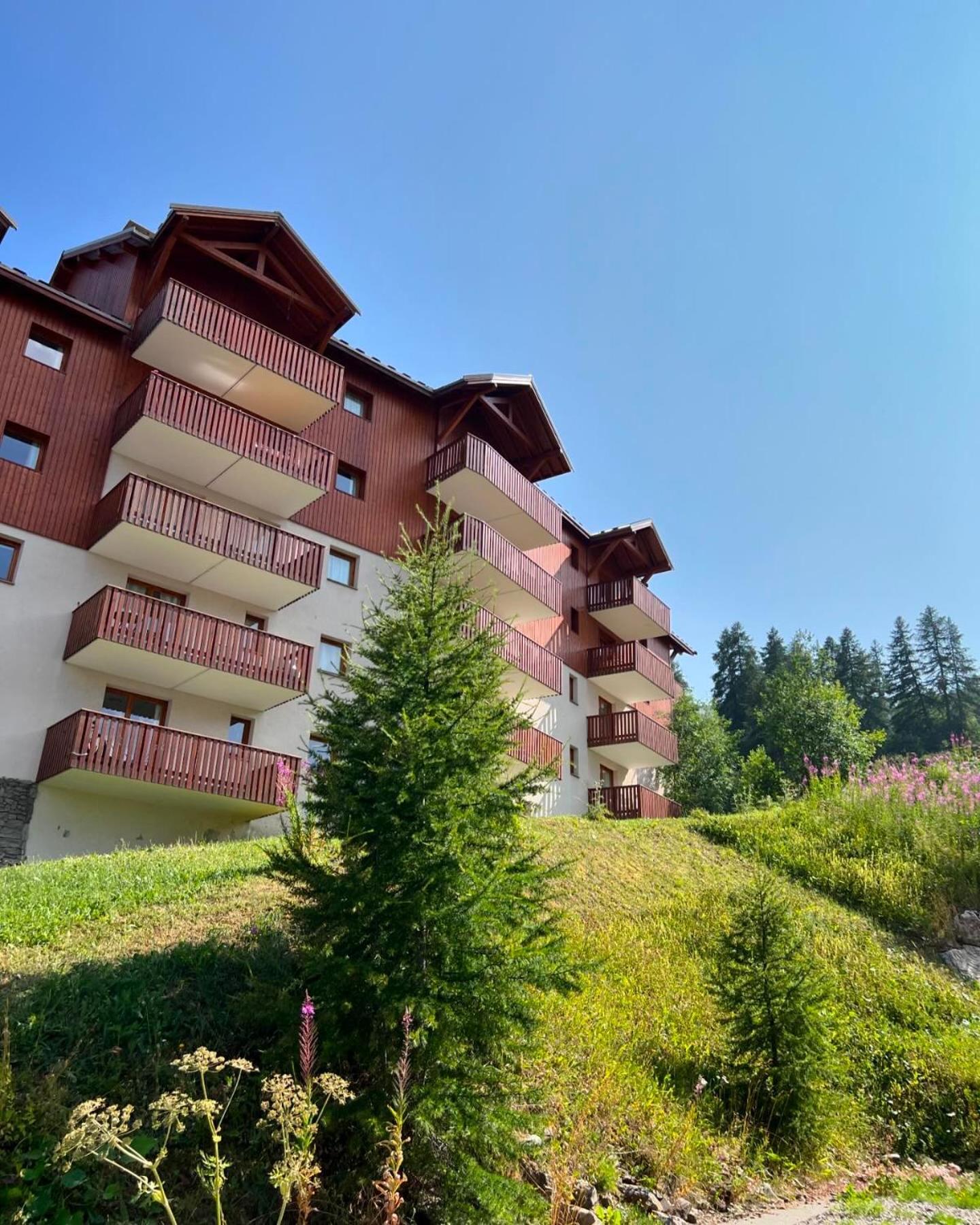 Appartement 4 Personnes Avec Piscine Interieure ปี-แซ็ง-วาซ็อง ภายนอก รูปภาพ